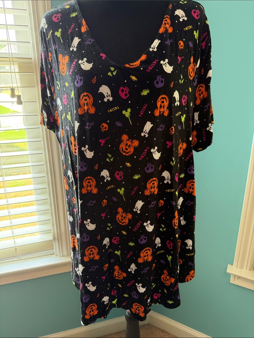 Retired! Disney Parks Halloween Black Tunic Tee with Orange Pumpkins & Ghosts